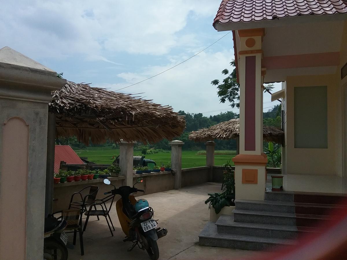 Thac Ba Family Homestay Ho To Buitenkant foto