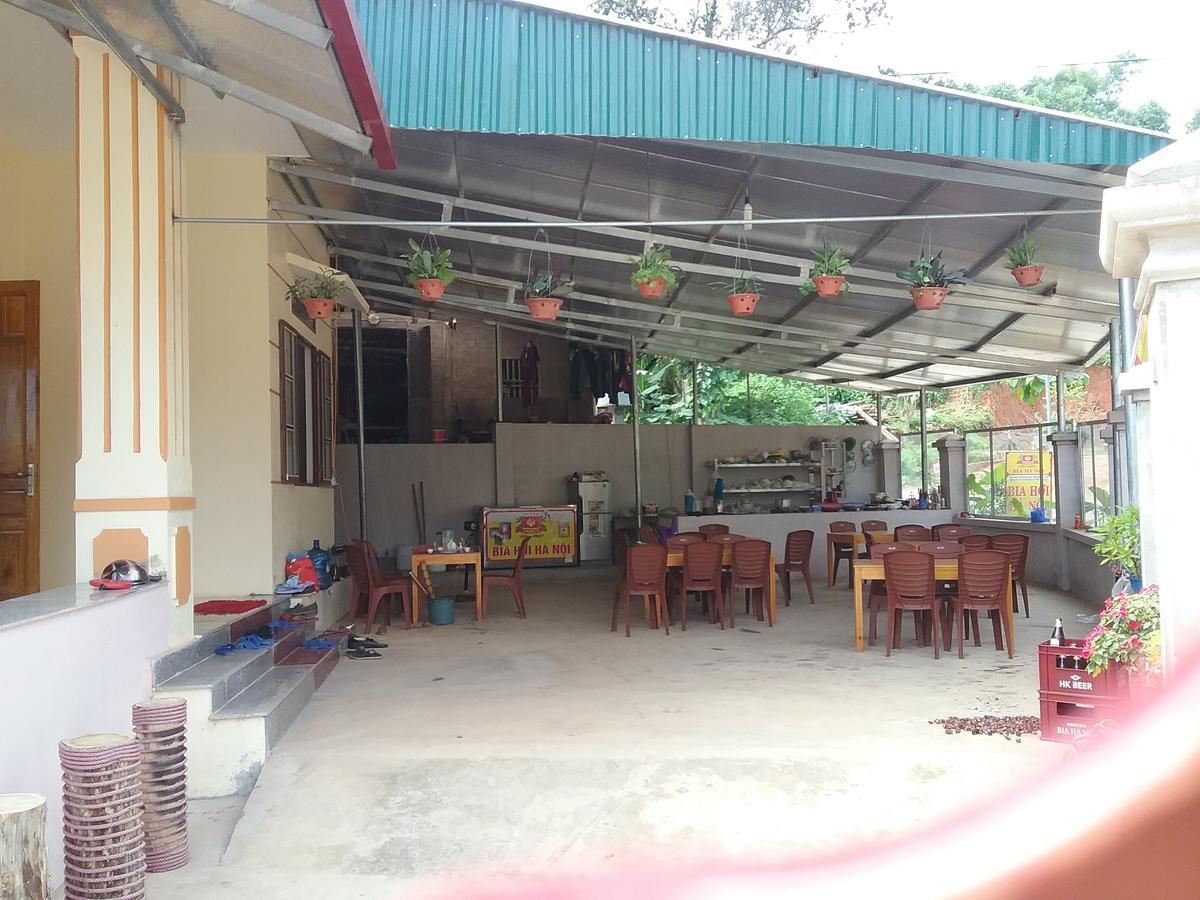 Thac Ba Family Homestay Ho To Buitenkant foto