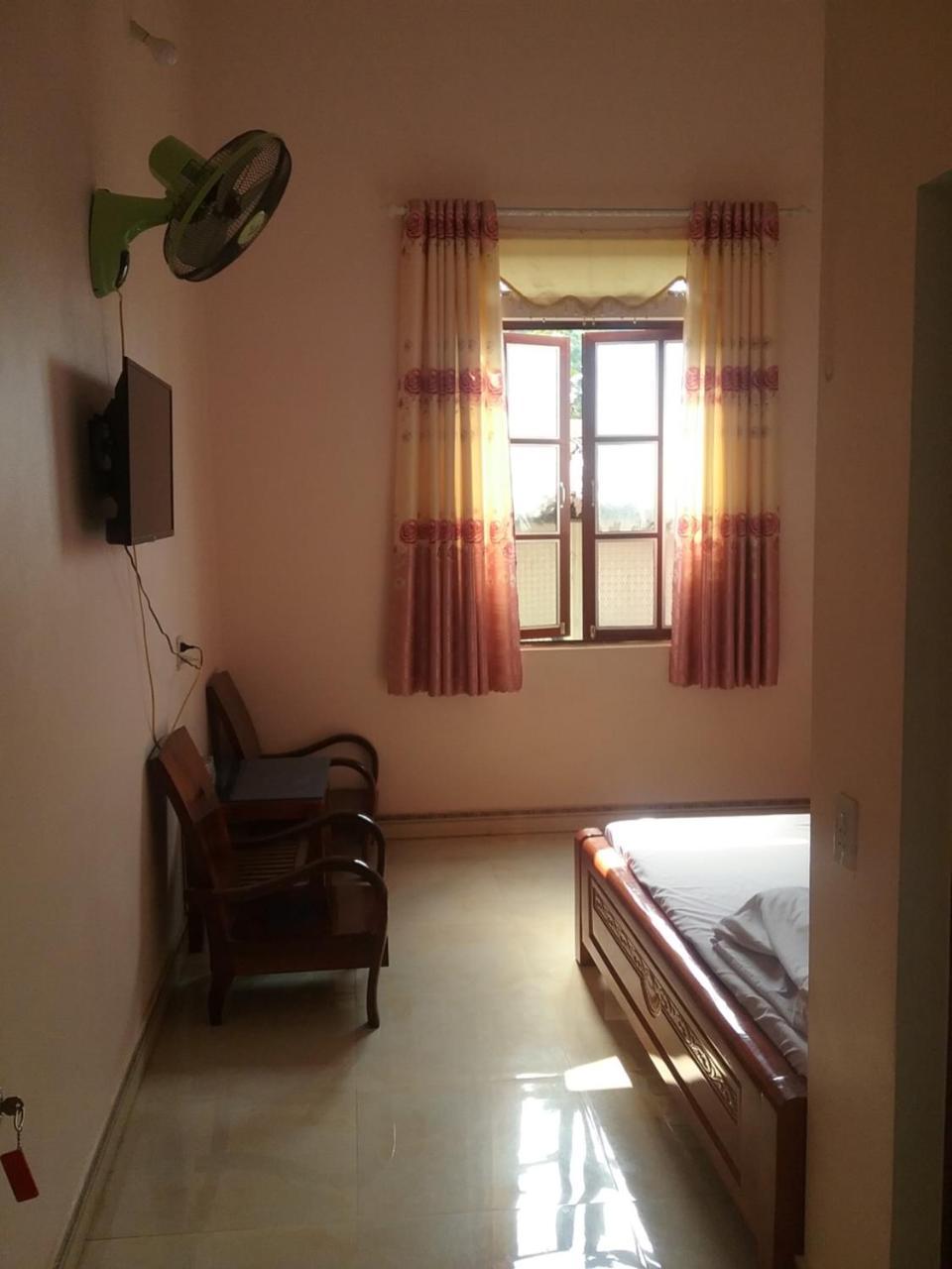 Thac Ba Family Homestay Ho To Buitenkant foto