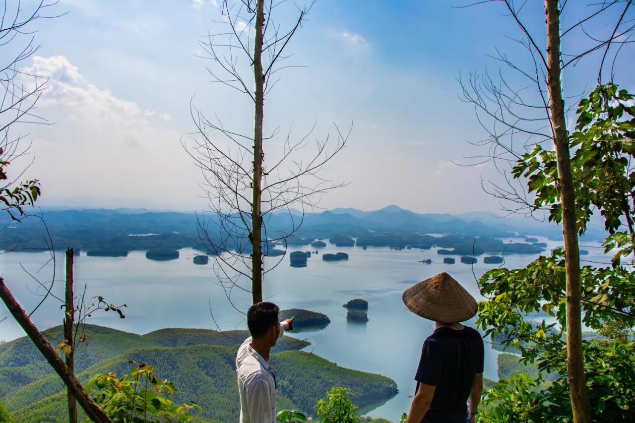 Thac Ba Family Homestay Ho To Buitenkant foto